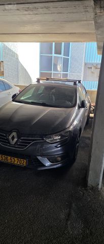 רנו מגאן