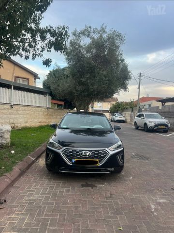 יונדאי איוניק