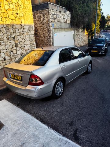 טויוטה קורולה