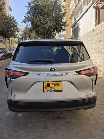 טויוטה סיינה