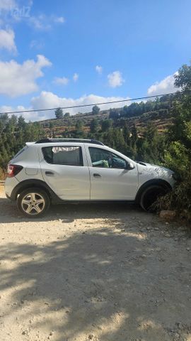 מודעת רכב דאצ'יה סנדרו