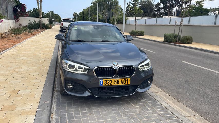 מודעת רכב ב מ וו סדרה 1