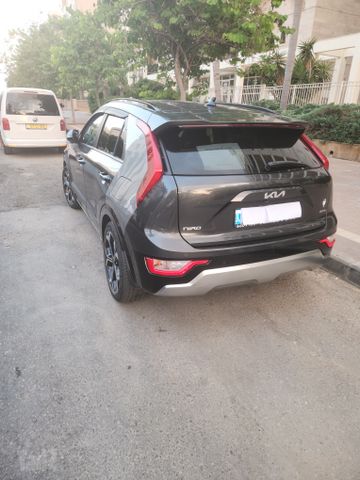 קיה נירו