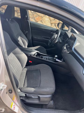 טויוטה C-HR