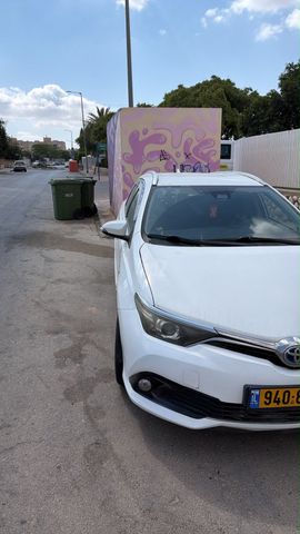 טויוטה אוריס