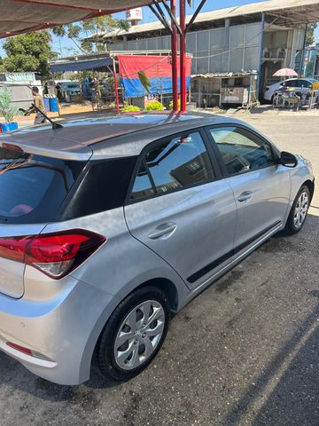 יונדאי i20