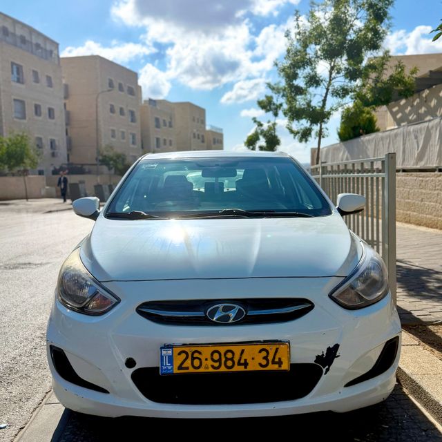 יונדאי אקסנט i25