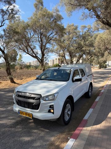 מודעת רכב איסוזו די-מקס