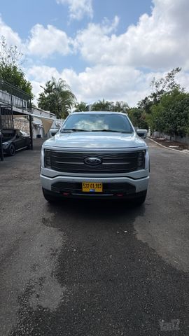 מודעת רכב פורד F-150