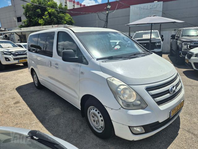מודעת רכב יונדאי H-1 / i800