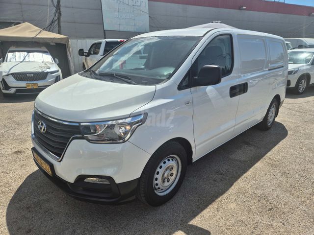 מודעת רכב יונדאי H-1 / i800