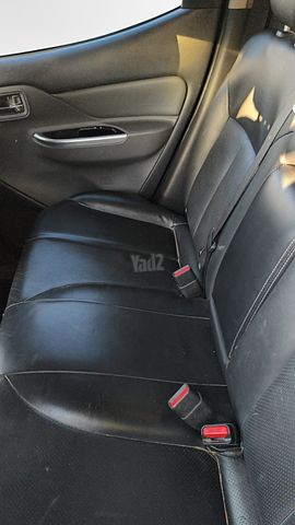 מיצובישי טרייטון / L200