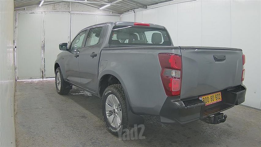 איסוזו די-מקס