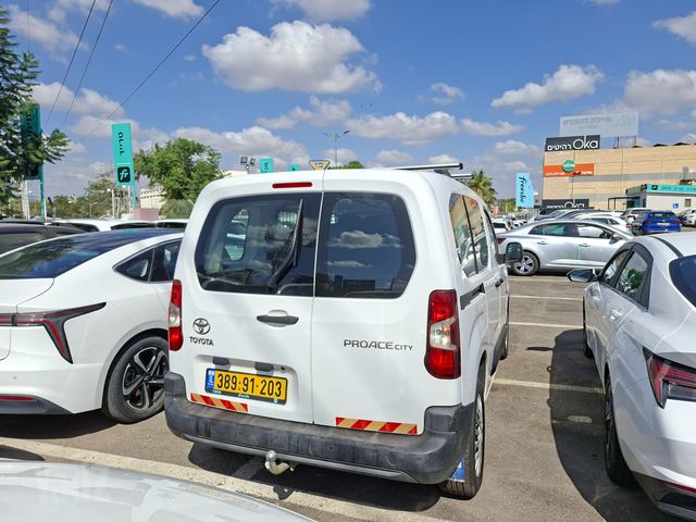 טויוטה פרואייס סיטי