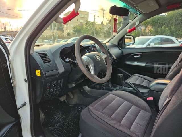 טויוטה היילקס