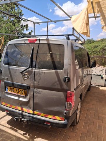 מודעת רכב ניסאן NV200