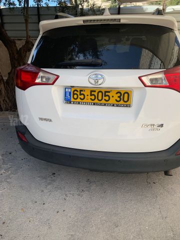 טויוטה RAV4