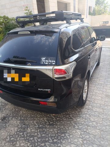 מיצובישי אאוטלנדר