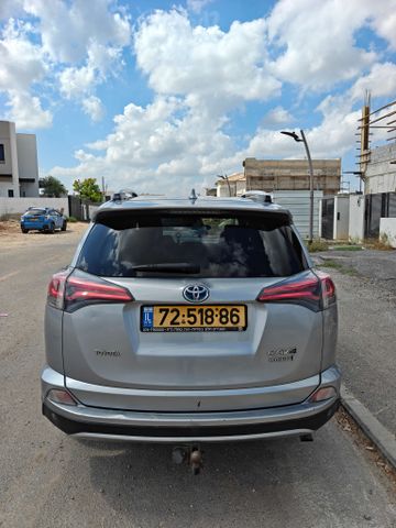מודעת רכב טויוטה RAV4