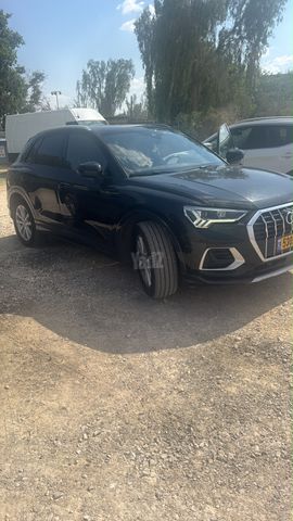 אאודי Q3