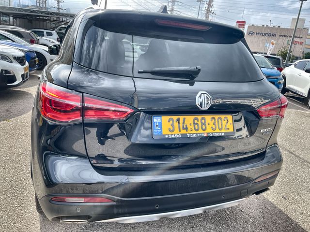 אם ג'י EHS PHEV