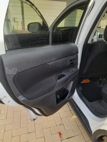 מיצובישי אאוטלנדר