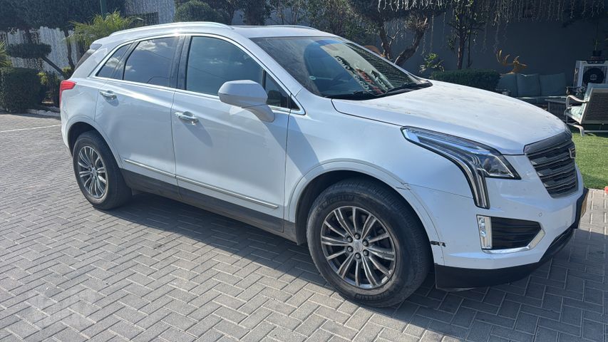 קאדילק XT5