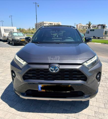 טויוטה RAV4
