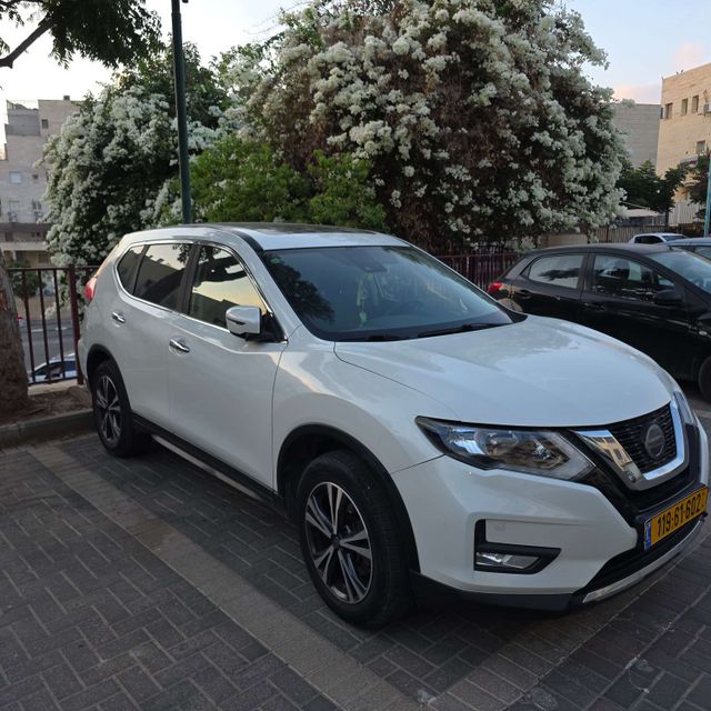 ניסאן אקס טרייל