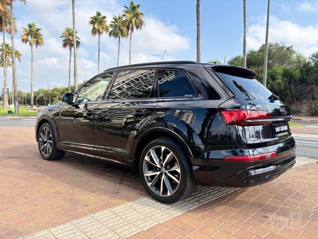 אאודי Q7