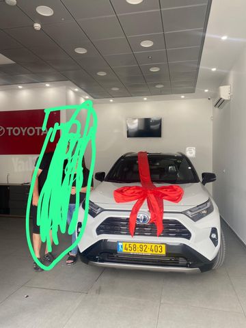 מודעת רכב טויוטה RAV4