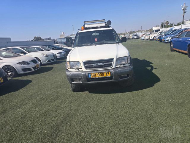 איסוזו טרופר