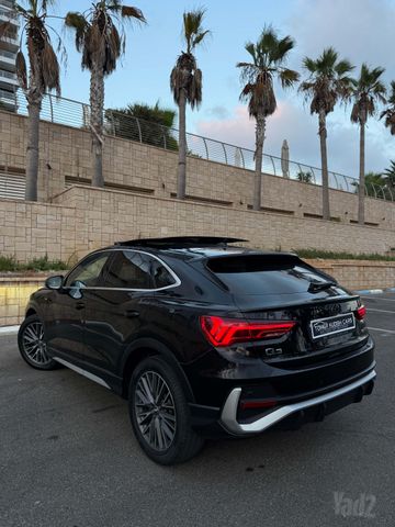 אאודי Q3
