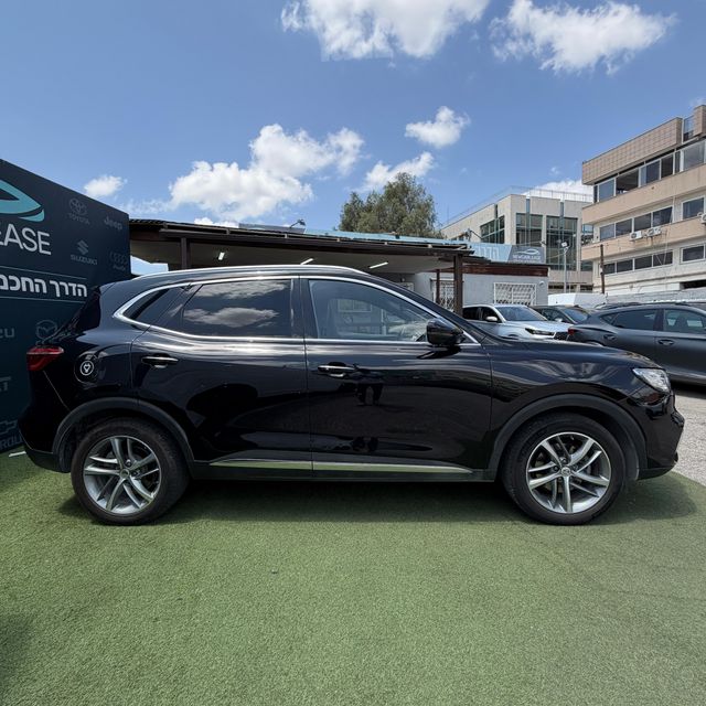 אם ג'י EHS PHEV