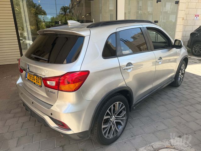 מיצובישי ASX