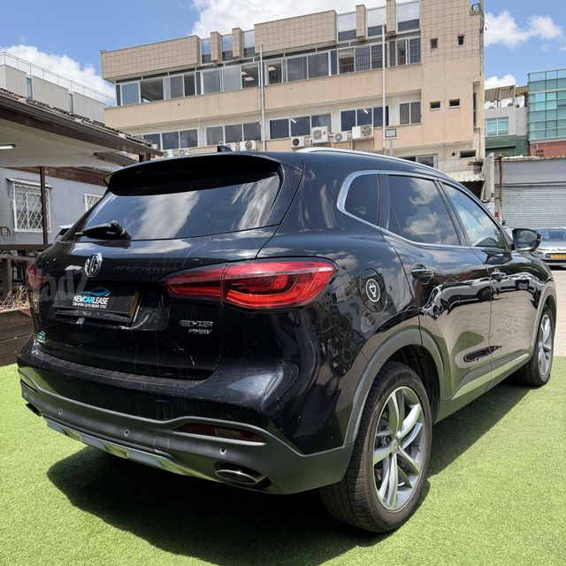 אם ג'י EHS PHEV