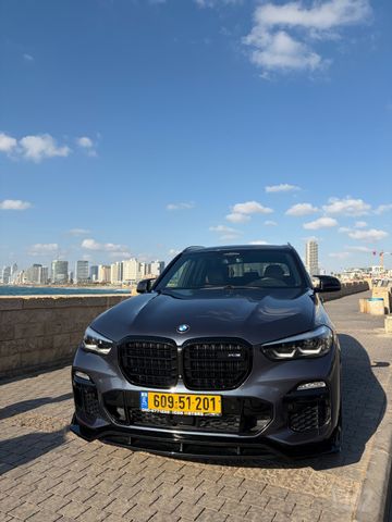 ב מ וו X5