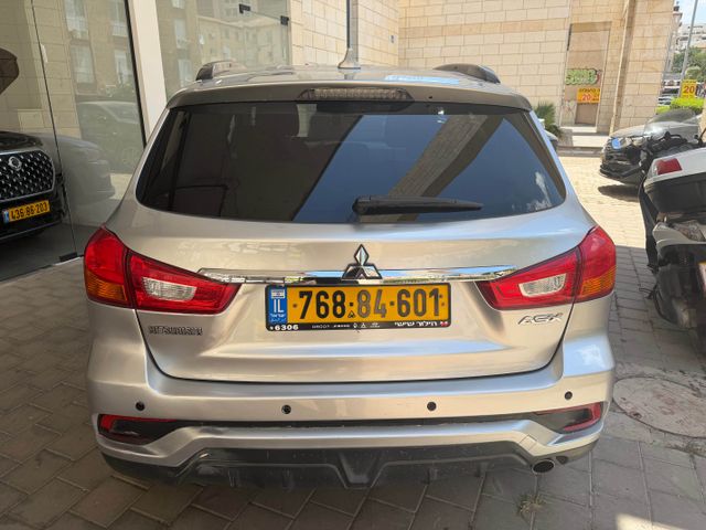 מיצובישי ASX