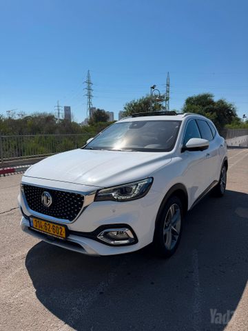 מודעת רכב אם ג'י EHS PHEV