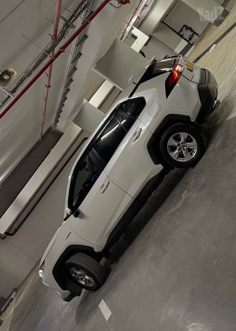 טויוטה RAV4