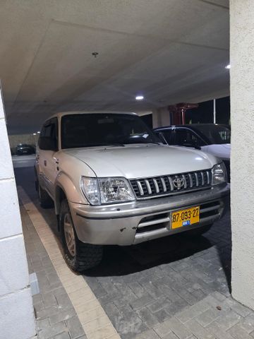 טויוטה לנד קרוזר