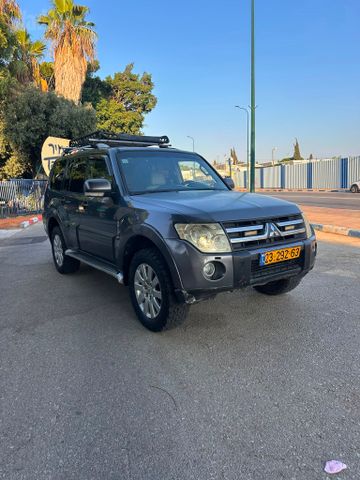 מיצובישי פג'רו