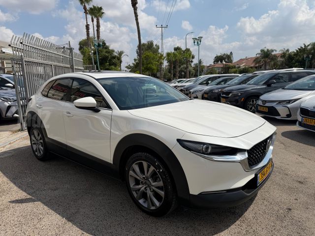 מאזדה CX-30