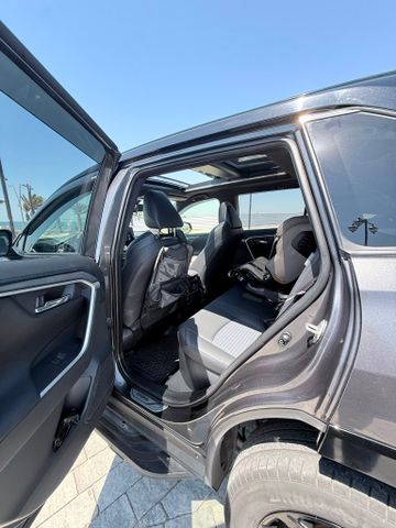 טויוטה RAV4