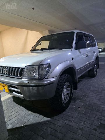 טויוטה לנד קרוזר
