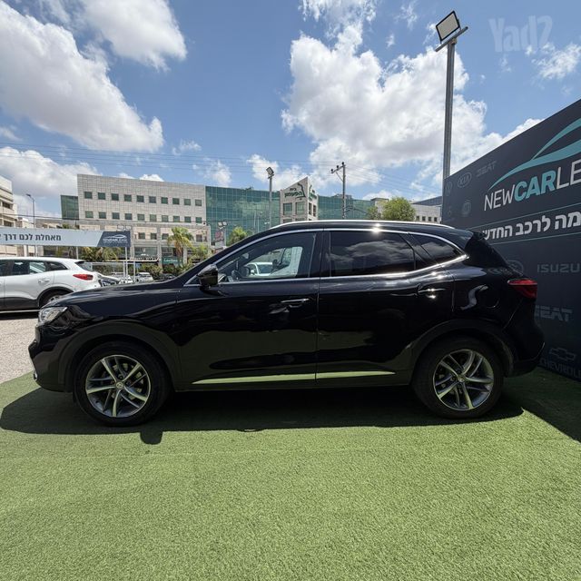 אם ג'י EHS PHEV