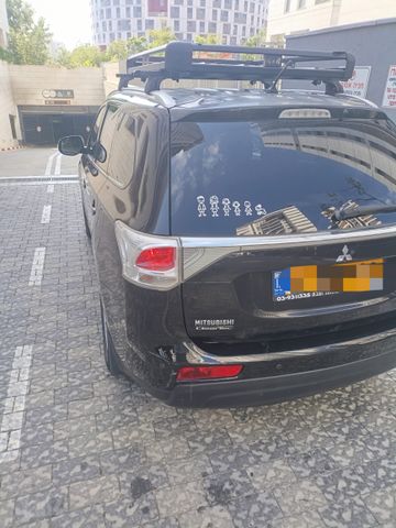 מיצובישי אאוטלנדר