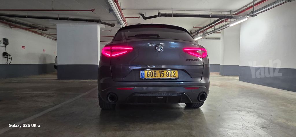 אלפא רומיאו סטלביו