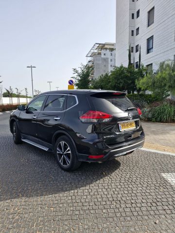 ניסאן אקס טרייל