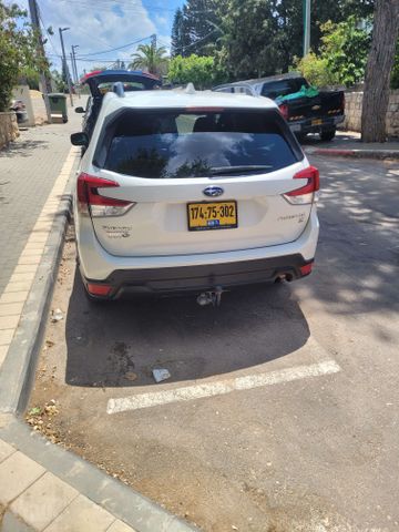 מודעת רכב סובארו פורסטר